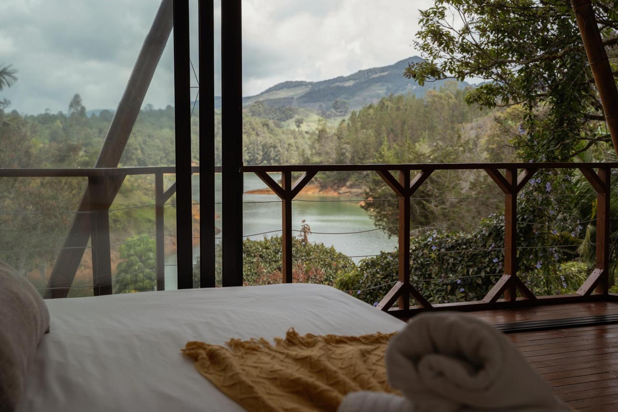 Ibuku Hotel Guatape - Chalets Экстерьер фото