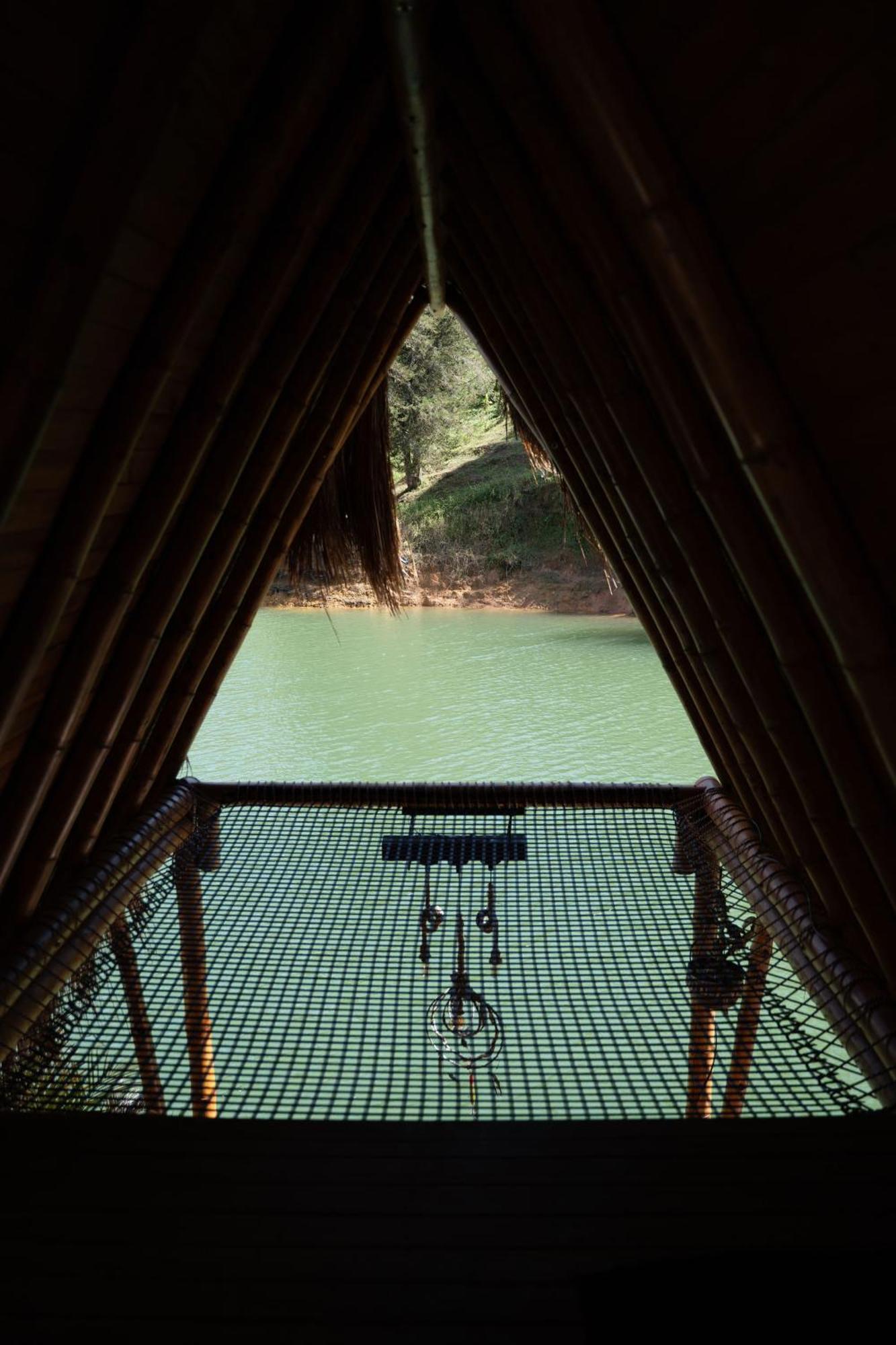 Ibuku Hotel Guatape - Chalets Экстерьер фото