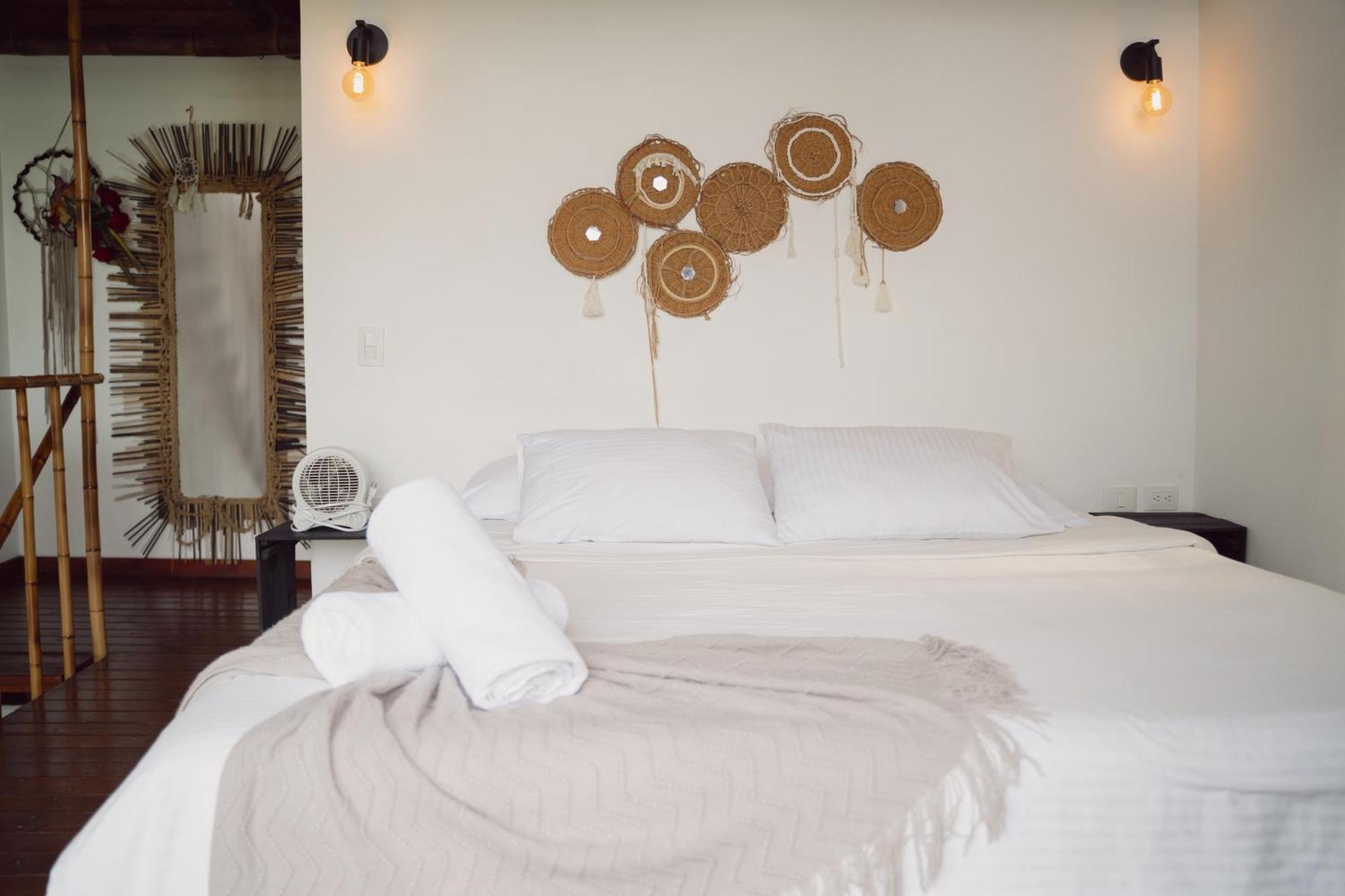 Ibuku Hotel Guatape - Chalets Номер фото